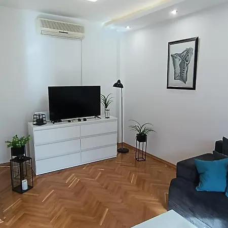 Korzo Apartment, *